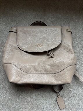 authentic leather backpack Louvre Genuine (Brown) Color:Holo Hot Walleye Small Storage Box Brown Leather Unisex Laptop Mitchell 300 Series Spinning